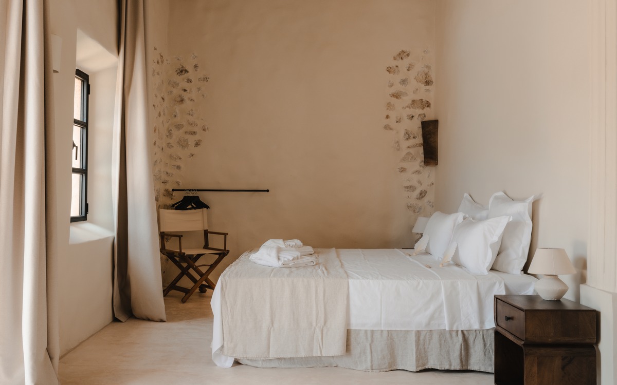 Las suites de TERRA — piedra, lino y luz